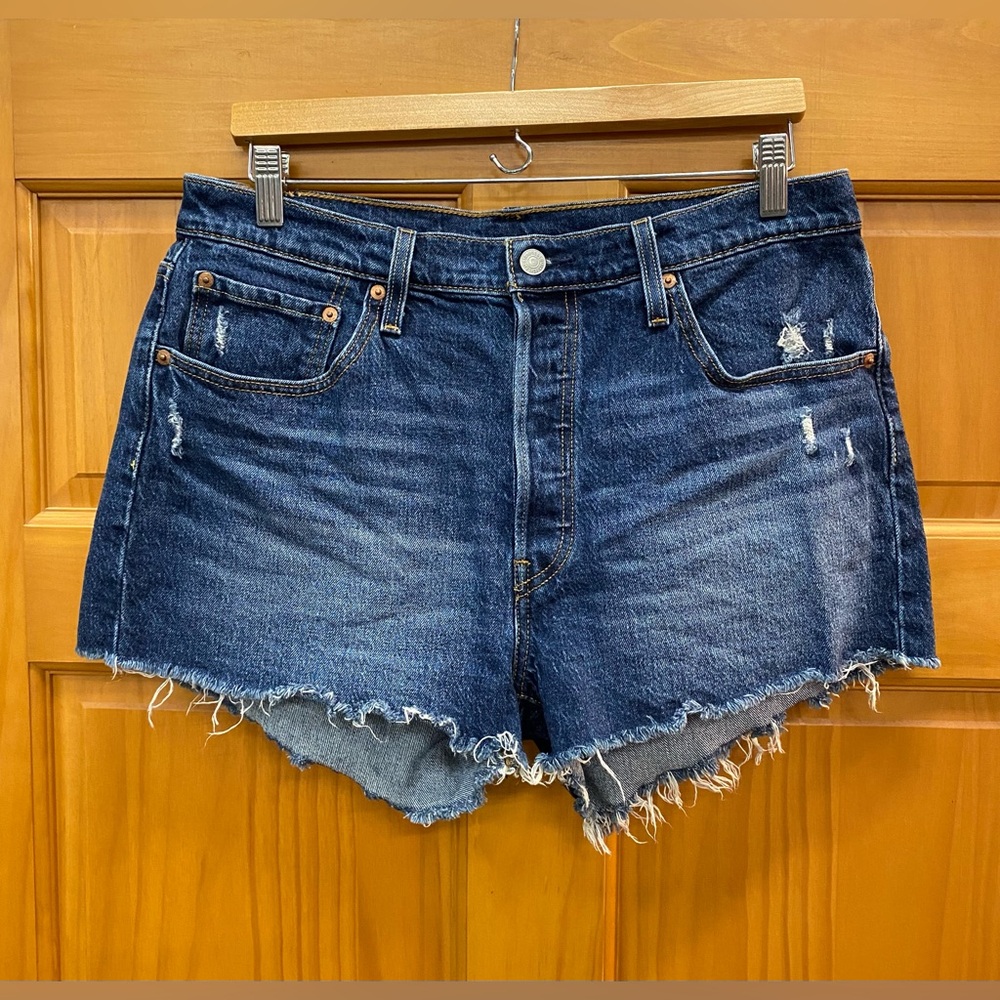 NWOT LEVI’s Premium 501 Shorts